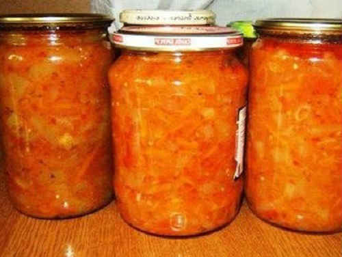 Вкусная заготовка из кабачков и томатного соус